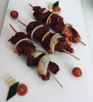 Brochettes d'agneau marinées x3